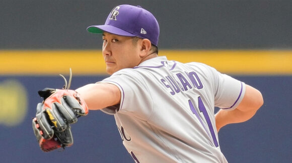 Tomoyuki Sugano guía a Rockies al triunfo sobre Brewers y suma su décima victoria de la temporada