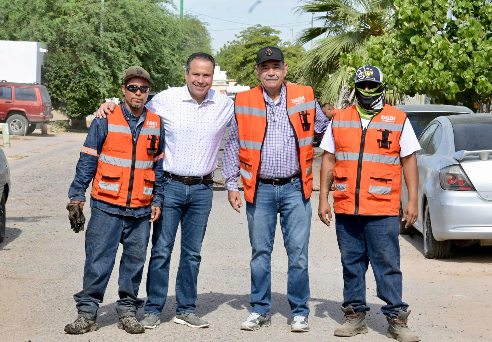 'Toño' Astiazarán lleva programa de bacheo a Puerta Real