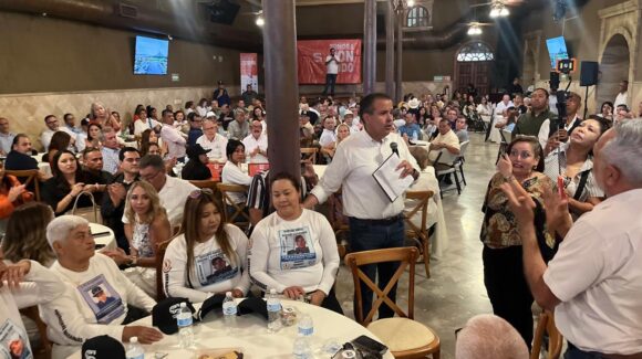 ‘Toño’ Astiazarán reúne a ciudadanos y asociaciones civiles en multitudinario encuentro en Guaymas