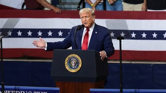 VIDEO: Trump asegura que importantes empresas ya dejan México y Canadá para instalarse en EU