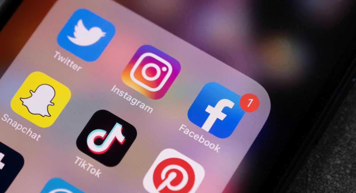 Unión Europea advierte con multa a Meta si no cambia el diseño adictivo de Facebook e Instagram