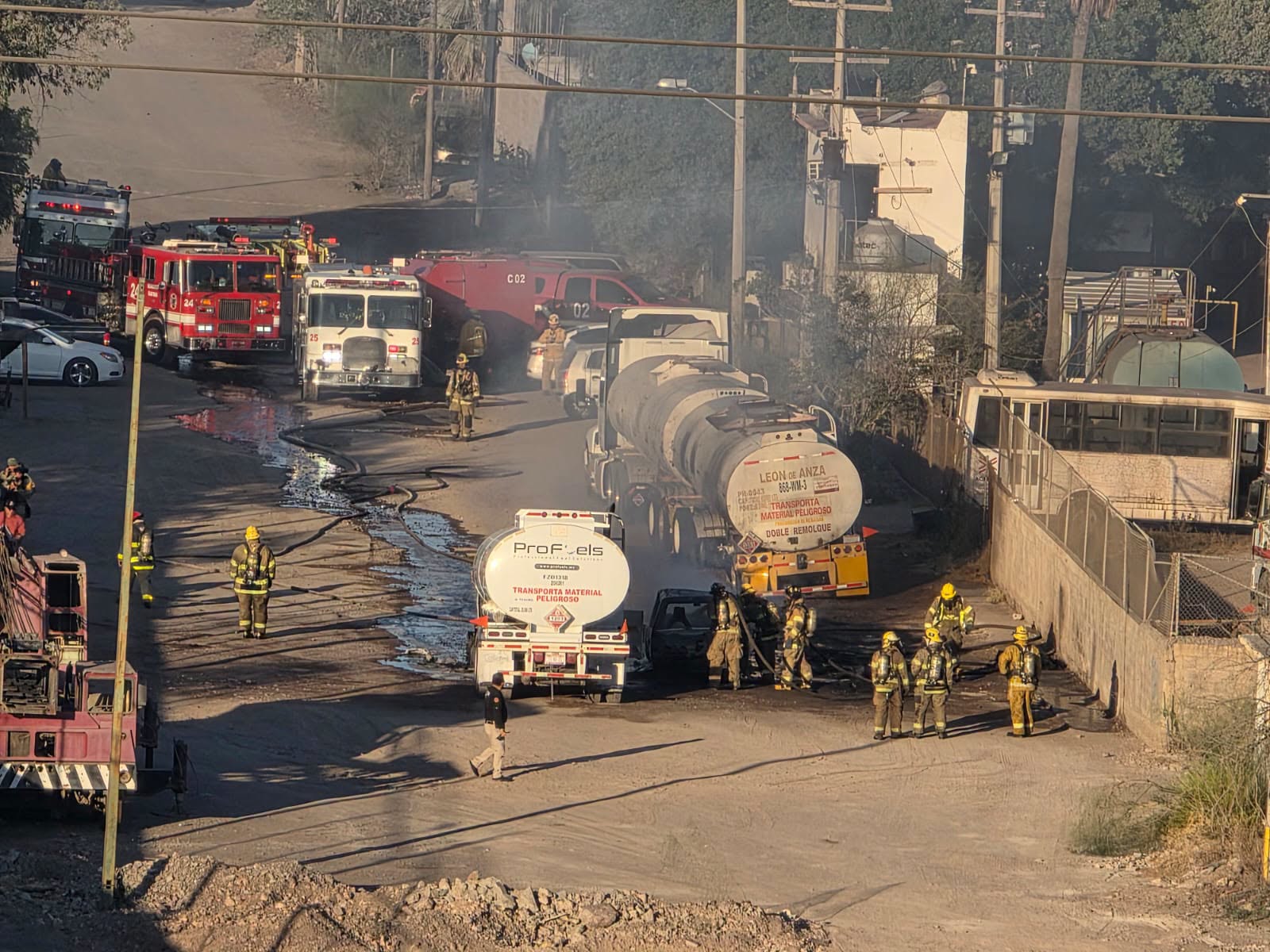 Vecinos de Guaymas piden reforzar seguridad por concentración de pipas con combustible