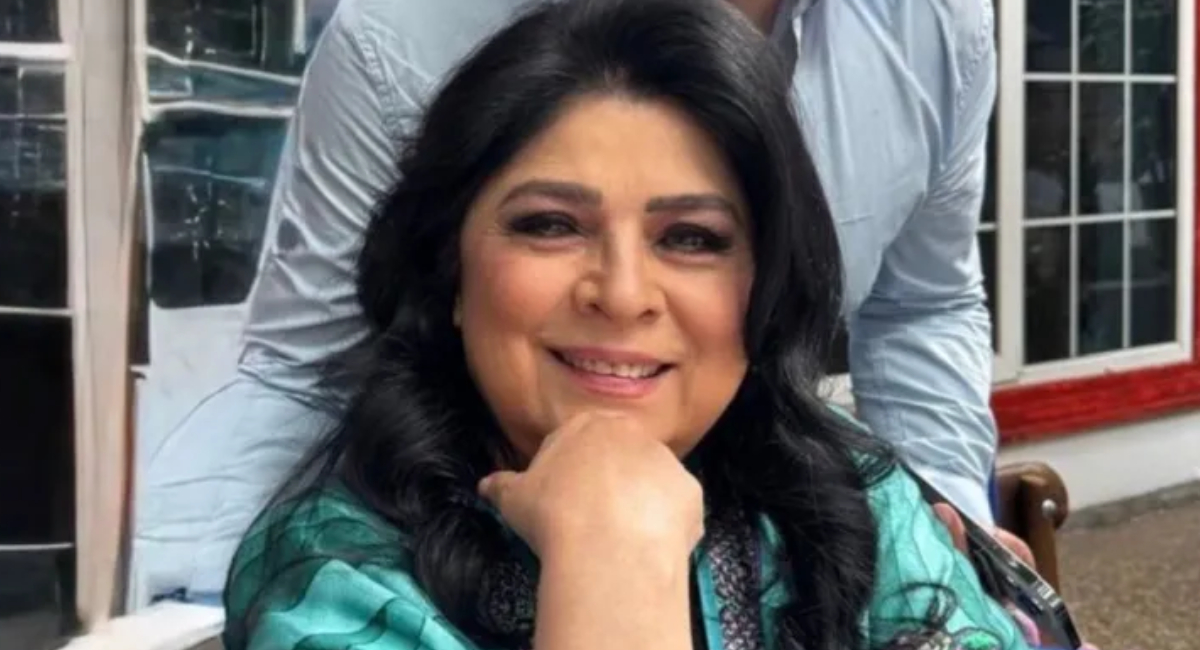 Victoria Ruffo aclara porqué usa silla de ruedas