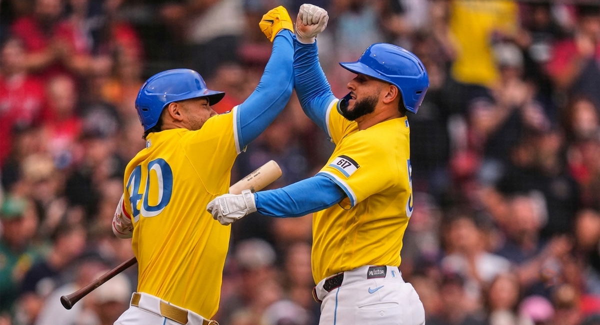 Wilyer Abreu dio dos cuadrangulares para impulsar el triundo de los Red Sox ante Tampa Bay para alcanzar 12 victorias al hilo
