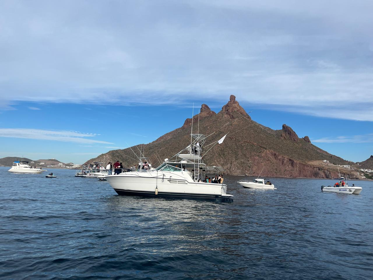 'Yateros' alcanzan lleno total los fines de semana en San Carlos durante el verano