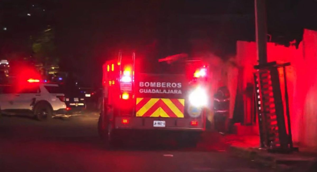 Incendio en Lomas del Paraíso deja un hombre muerto