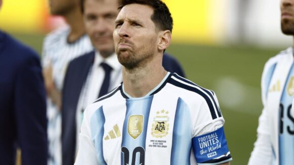 VIDEO: Messi vuelve a Argentina tras la Final del Mundial 2026; evita el contacto con sus fans en Rosario