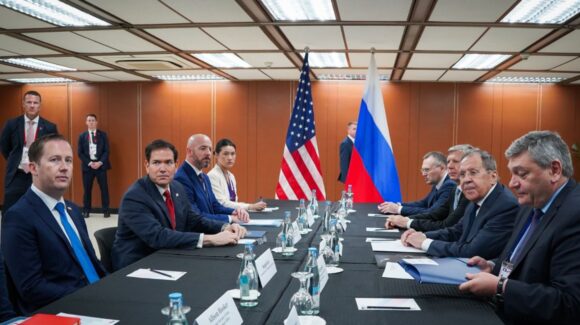 ¿Puede terminar la guerra en Ucrania? Estados Unidos y Rusia se reúnen para buscar puntos de acuerdo