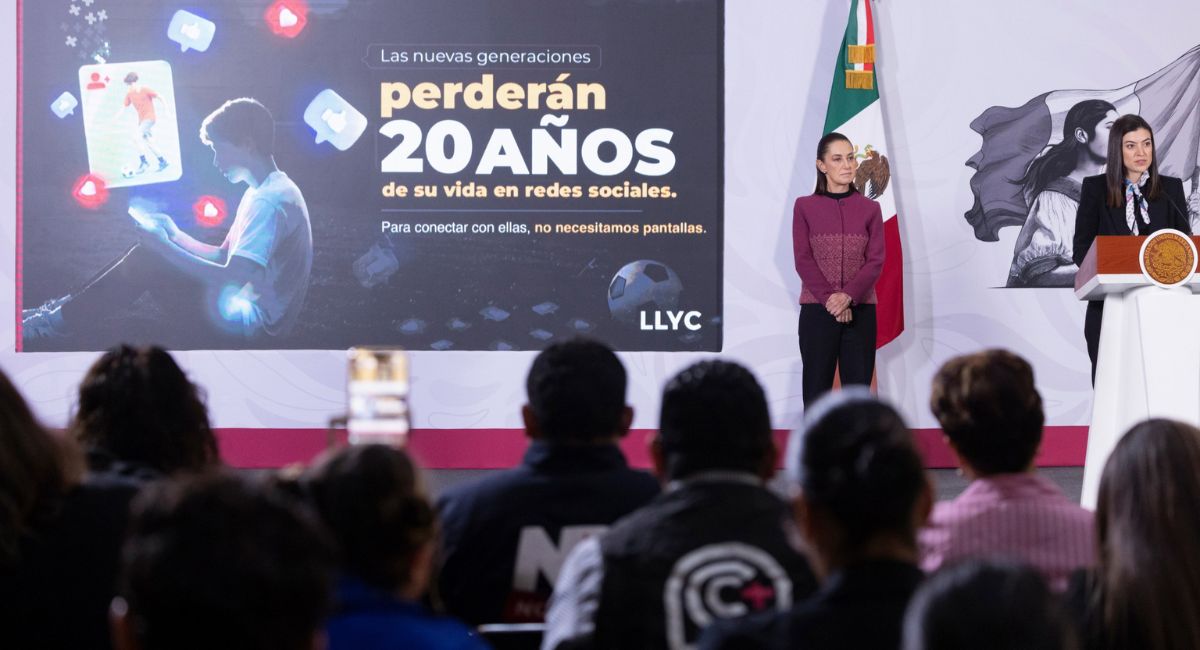 Sheinbaum busca REGULAR el uso de celulares y redes sociales en menores