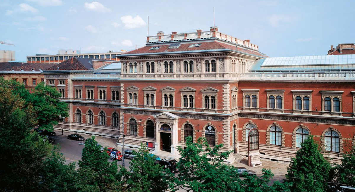 ¡A cara descubierta! Roban un collar valorado en cinco millones de euros de un museo de Viena