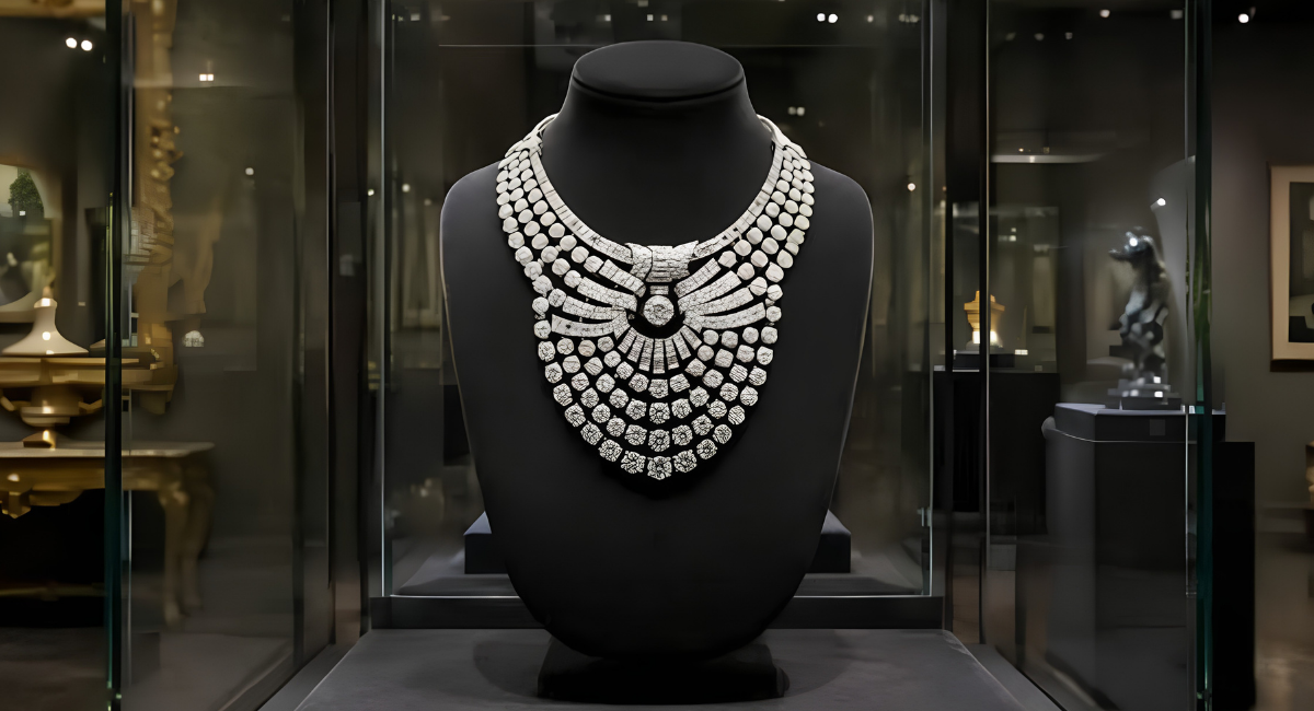 ¡A cara descubierta! Roban un collar valorado en cinco millones de euros de un museo de Viena