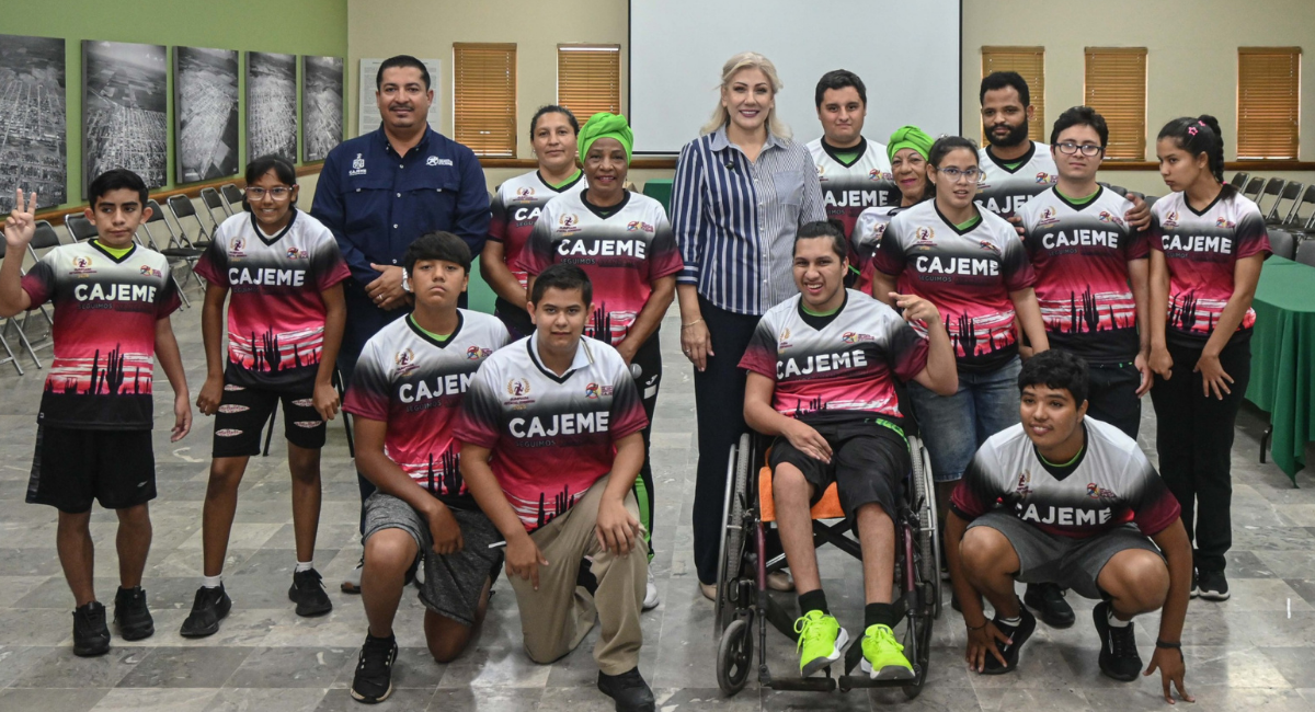 ¡Cajeme apoya el deporte! Claudia Santacruz entrega uniformes al equipo Titanes de paratletismo