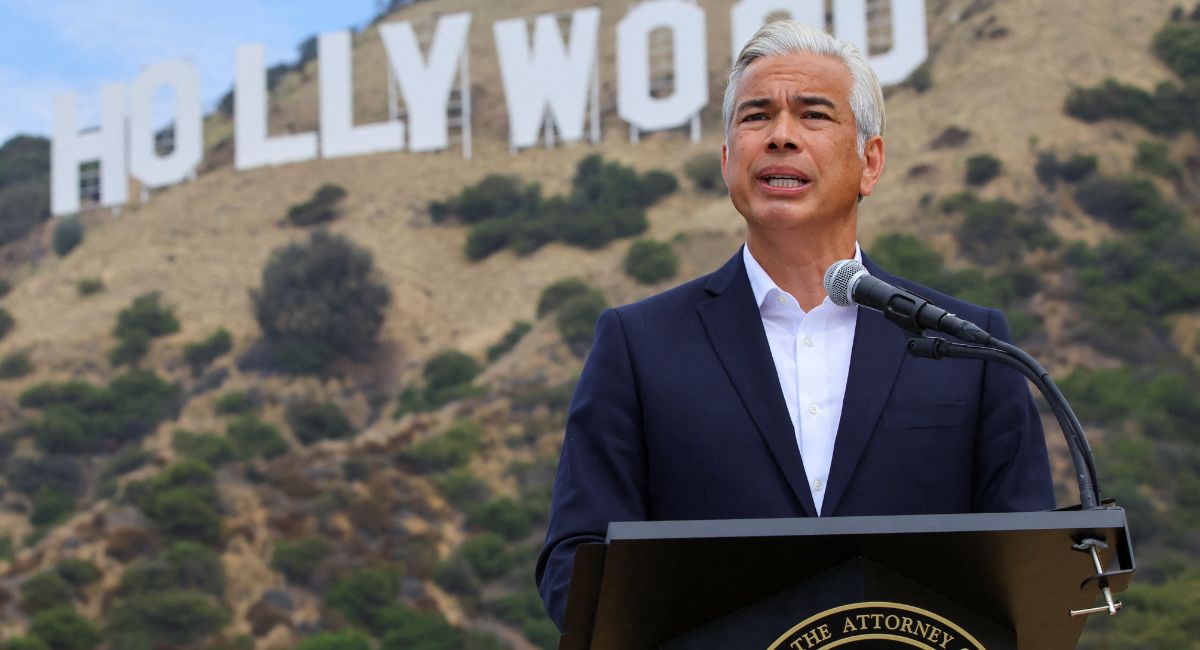 ¡Caos en las negociaciones! California frena la compra de Warner Bros. Por parte de Paramount