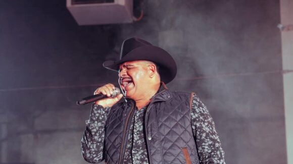 ¡El Coyote llega a Hermosillo con todo y su Banda Tierra Santa en evento de UNO MÁS Producciones!