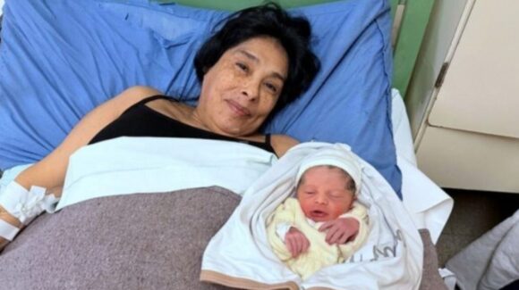 ¡Madre a los 62 años! El caso histórico que rompió récords y conmovió a toda la Argentina