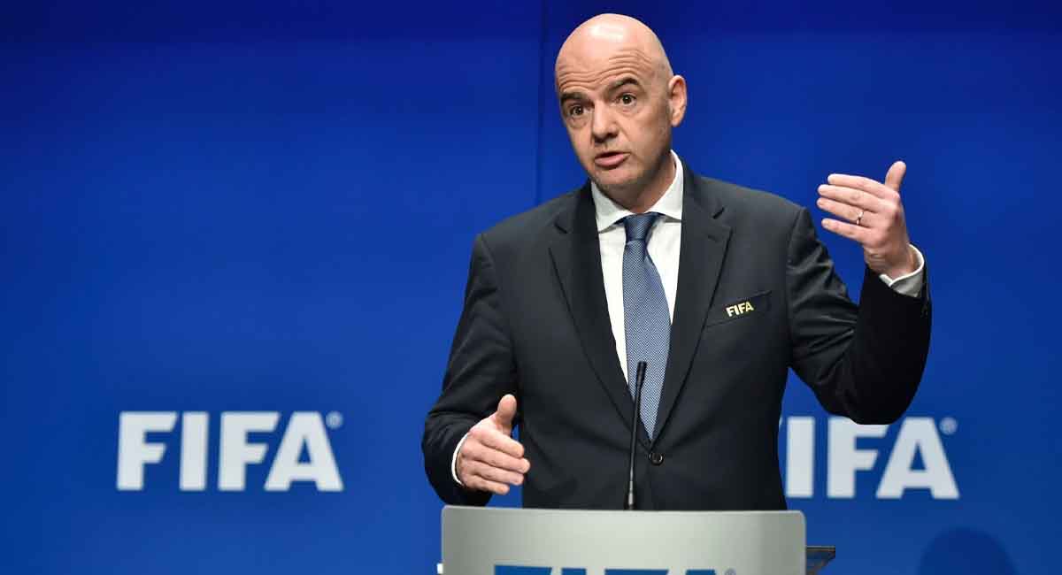 A pesar de las disculpas recibidas, la UEFA mantiene la amenaza sobre Infantino para boicotear la Copa del Mundo 2030