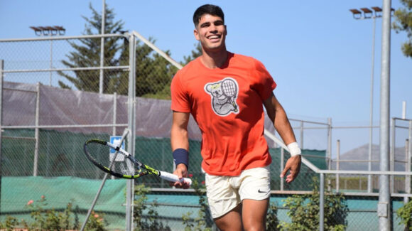 Alcaraz se baja del Masters 1000 de Cincinnati; sigue con problemas en su muñeca