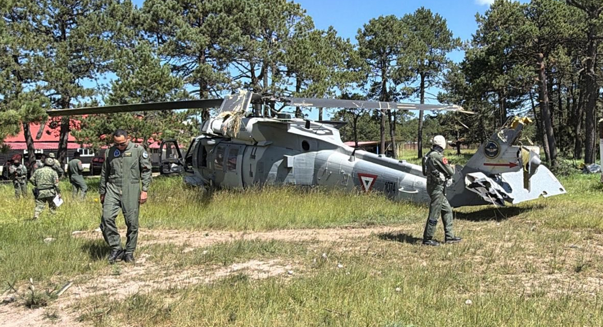 VIDEO: Accidente de helicóptero de la Fuerza Aérea Mexicana deja siete militares heridos en Durango