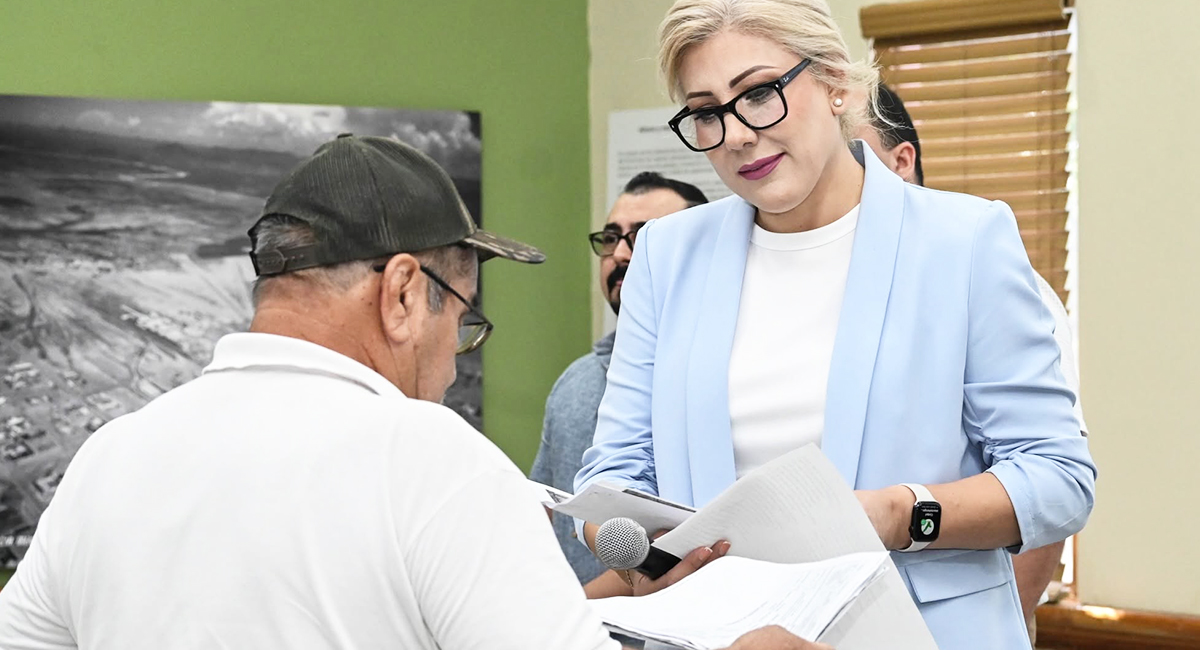 Alcaldesa atiende solicitudes de salud y rehabilitación de parque en Audiencia del Pueblo