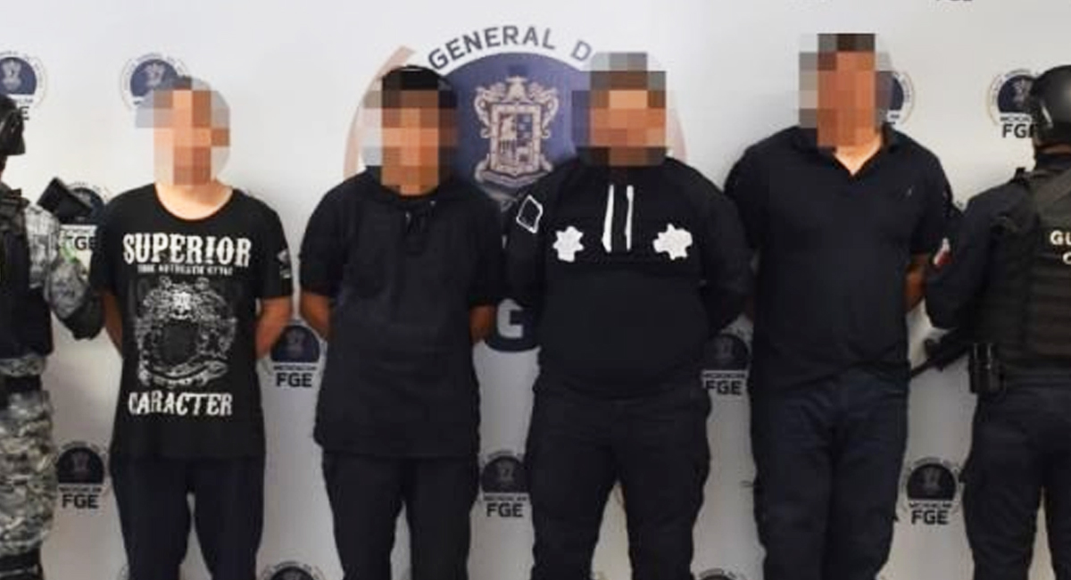 Arrestan a mando policial y a tres agentes en Michoacán; los acusan de desaparición de personas