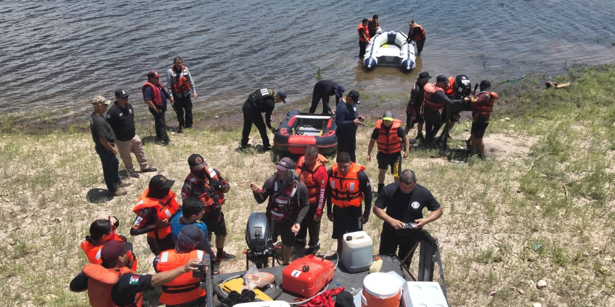 Bomberos Navojoa se capacitan sobre técnicas de rescate acuático