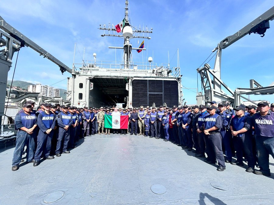 Buques de la Marina regresan a México tras llevar 718 toneladas de ayuda a Venezuela