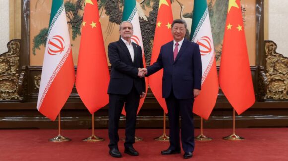 China advierte sobre represalias ante sanciones de Estados Unidos contra Irán