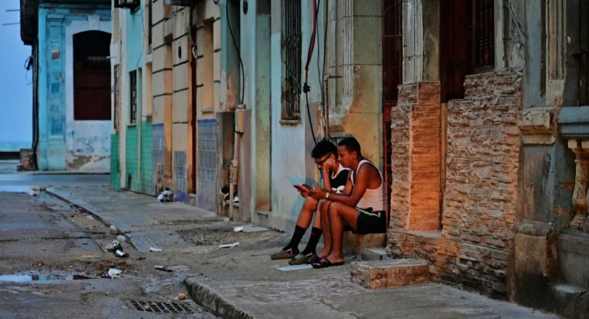 Estados Unidos impone nuevas sanciones a Cuba; señala al ICAP por supuesta red subversiva