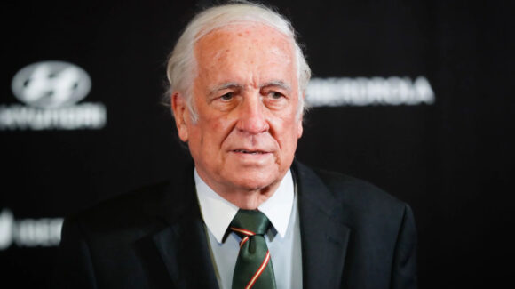Carlos Espinosa de los Monteros, marqués de Valtierra y expresidente de Iberia, muere a los 82 años
