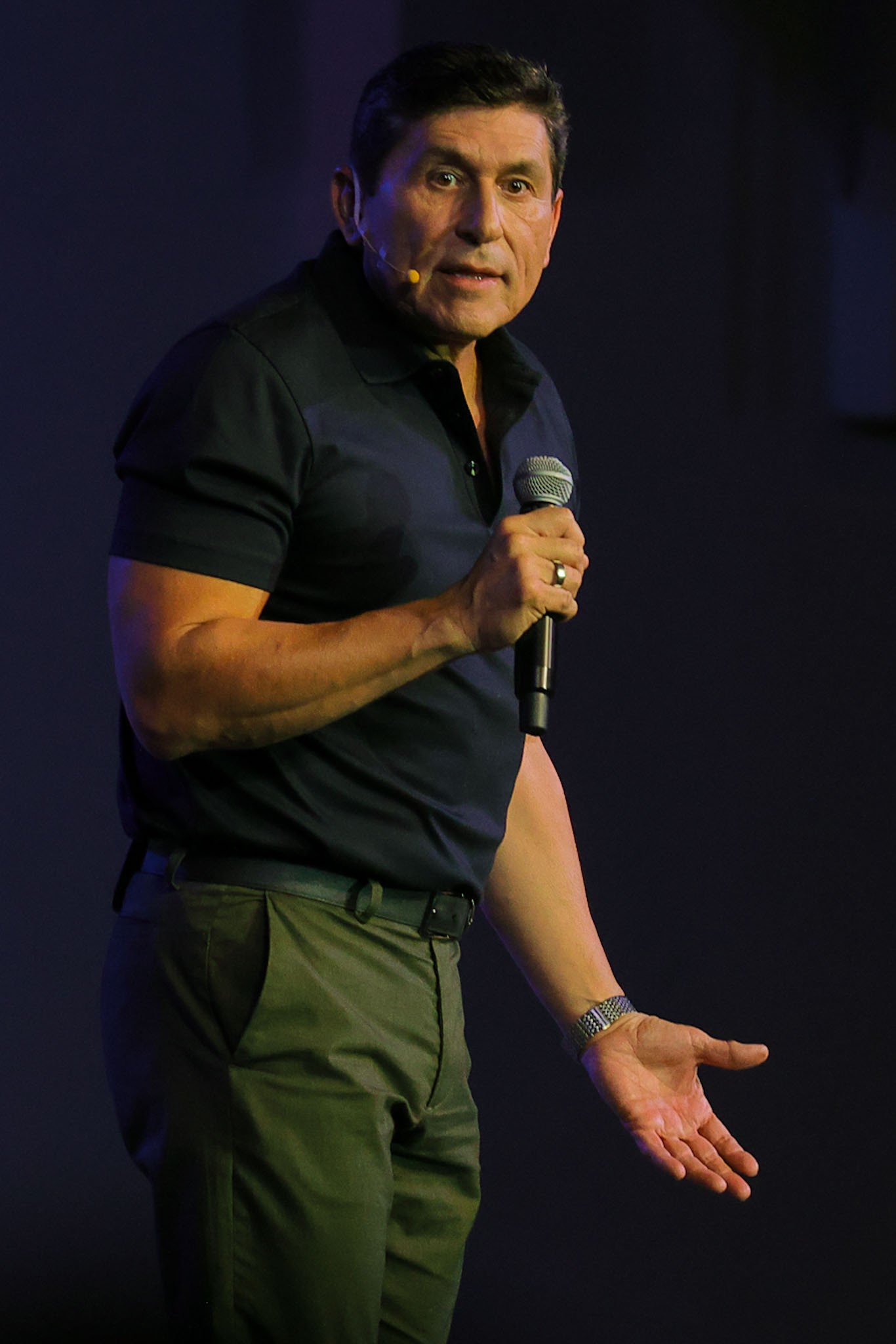 César Lozano conquista Hermosillo con su conferencia 'Felizmente imperfecto'