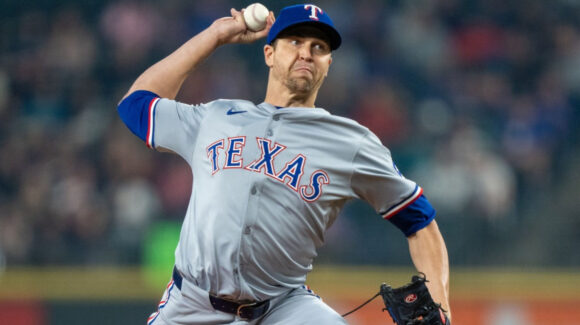 Jacob deGrom busca convertirse en el segundo lanzador en alcanzar más rápido los 2,000 ponches