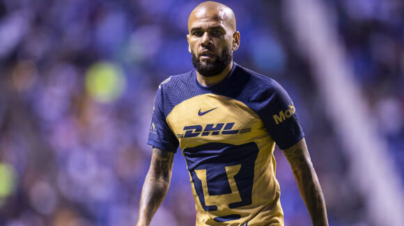 Dani Alves vuelve a perder contra Pumas en tribunales y deberá pagar una millonaria indemnización