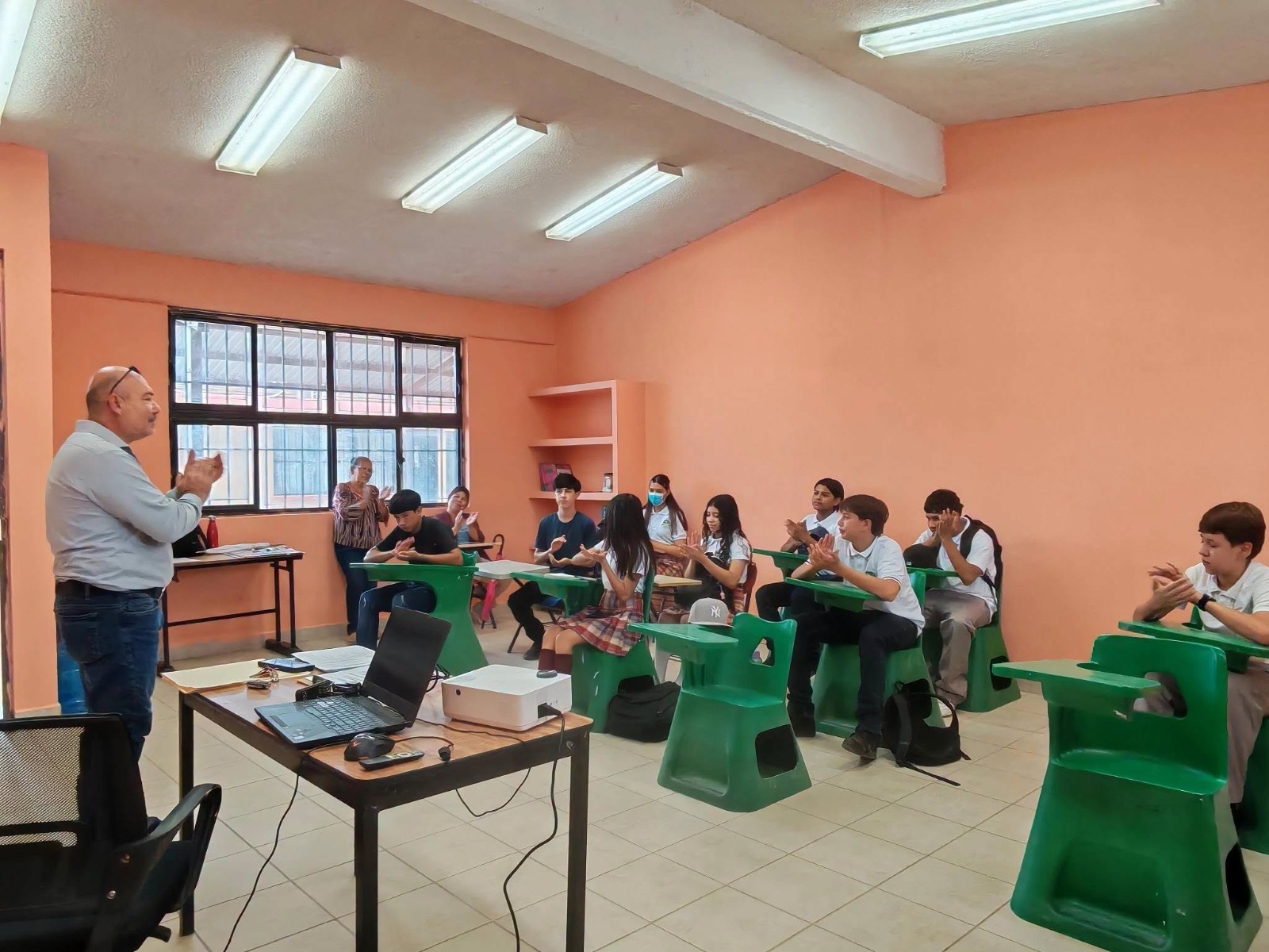 Dengue provoca ausentismo escolar en Ortiz; reportan 15 casos en la comunidad