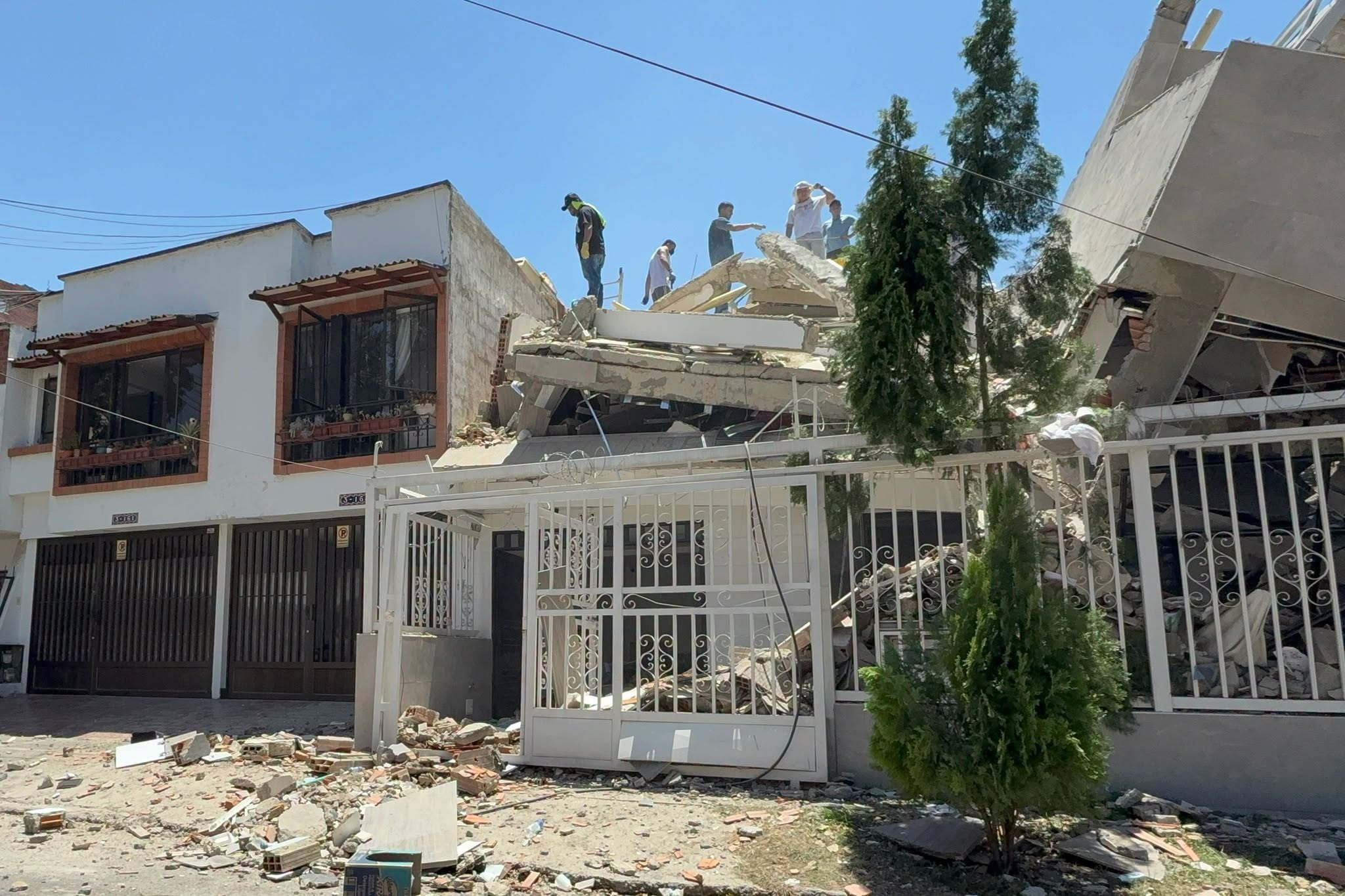 Desastre Nacional en Colombia tras terremoto de 7.4