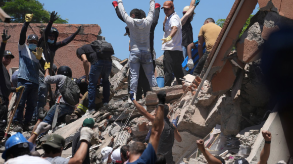 Desastre Nacional en Colombia tras terremoto de 7.4