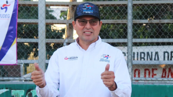 Detienen en EU a Ricardo Verduzco, exfuncionario de Sinaloa, con 111 mil pastillas de fentanilo