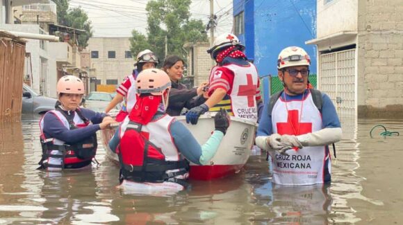 Día de la Asistencia Humanitaria: Los héroes que llevan esperanza en las crisis