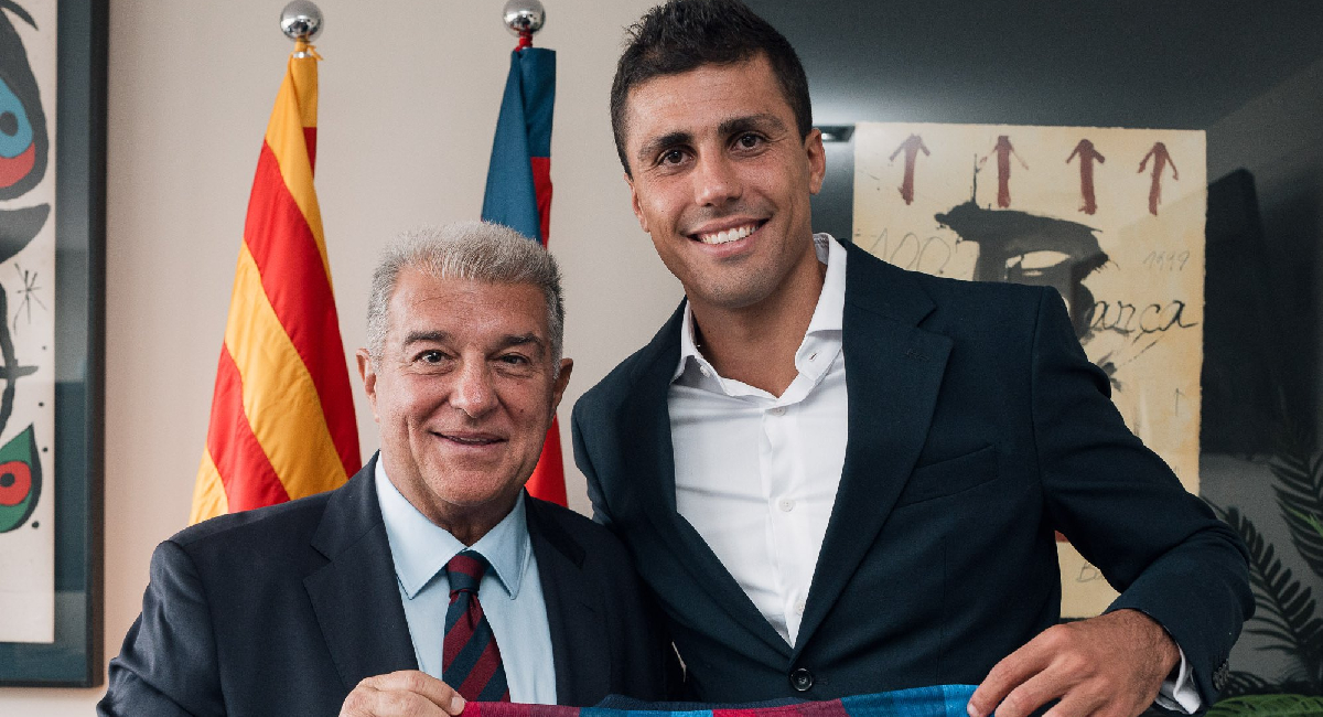El Barcelona oficializó el fichaje de Rodri tras varias semanas en negociaciones con el City y una operación que rondó los 70 millones de euros