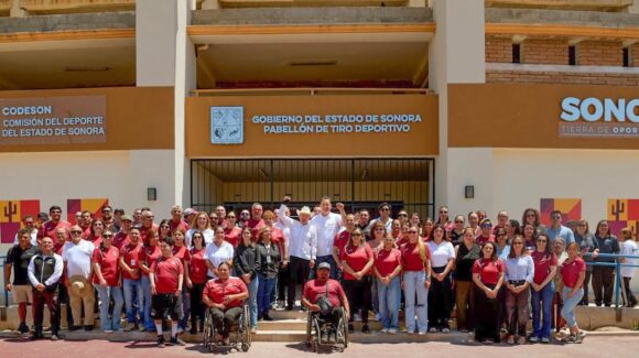 El gobernador Alfonso Durazo anuncia rehabilitación total de áreas deportivas del CUM en Hermosillo