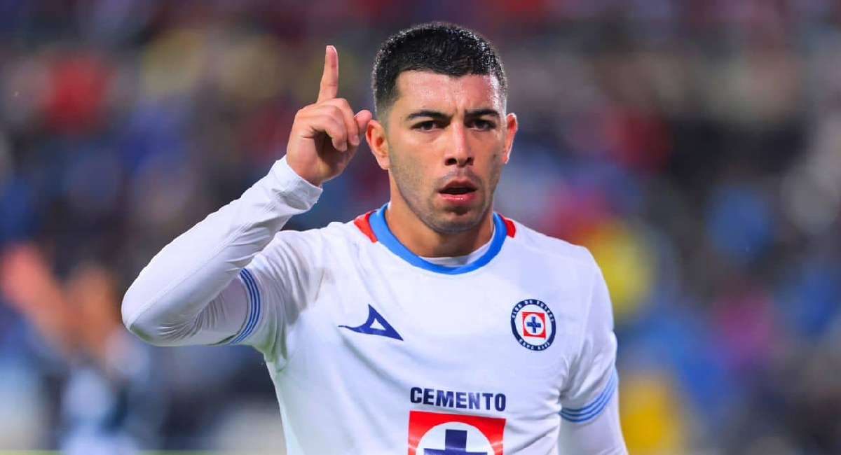 Erik Lira quedó fuera de la convocatoria del Cruz Azul para la jornada 5 del Apertura 2026 enmedio de las negociaciones con el Mónaco
