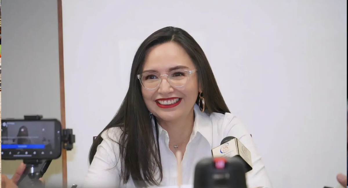 Esperaba Natalia Rivera que Luis Donaldo “tacleara” al padrecismo