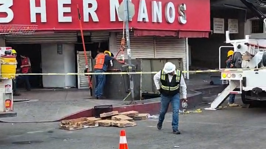 Falla subterránea de CFE deja sin luz al Centro de Hermosillo