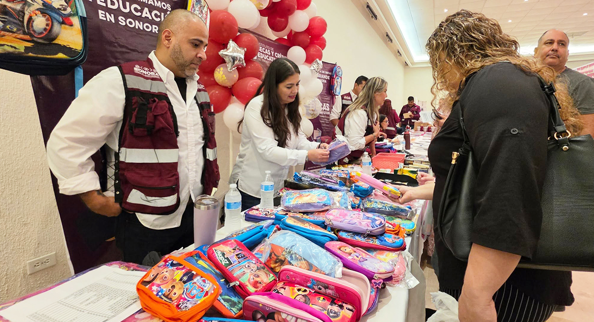 Feria del Regreso a Clases ofrece descuentos, servicios y opciones para familias de Cajeme
