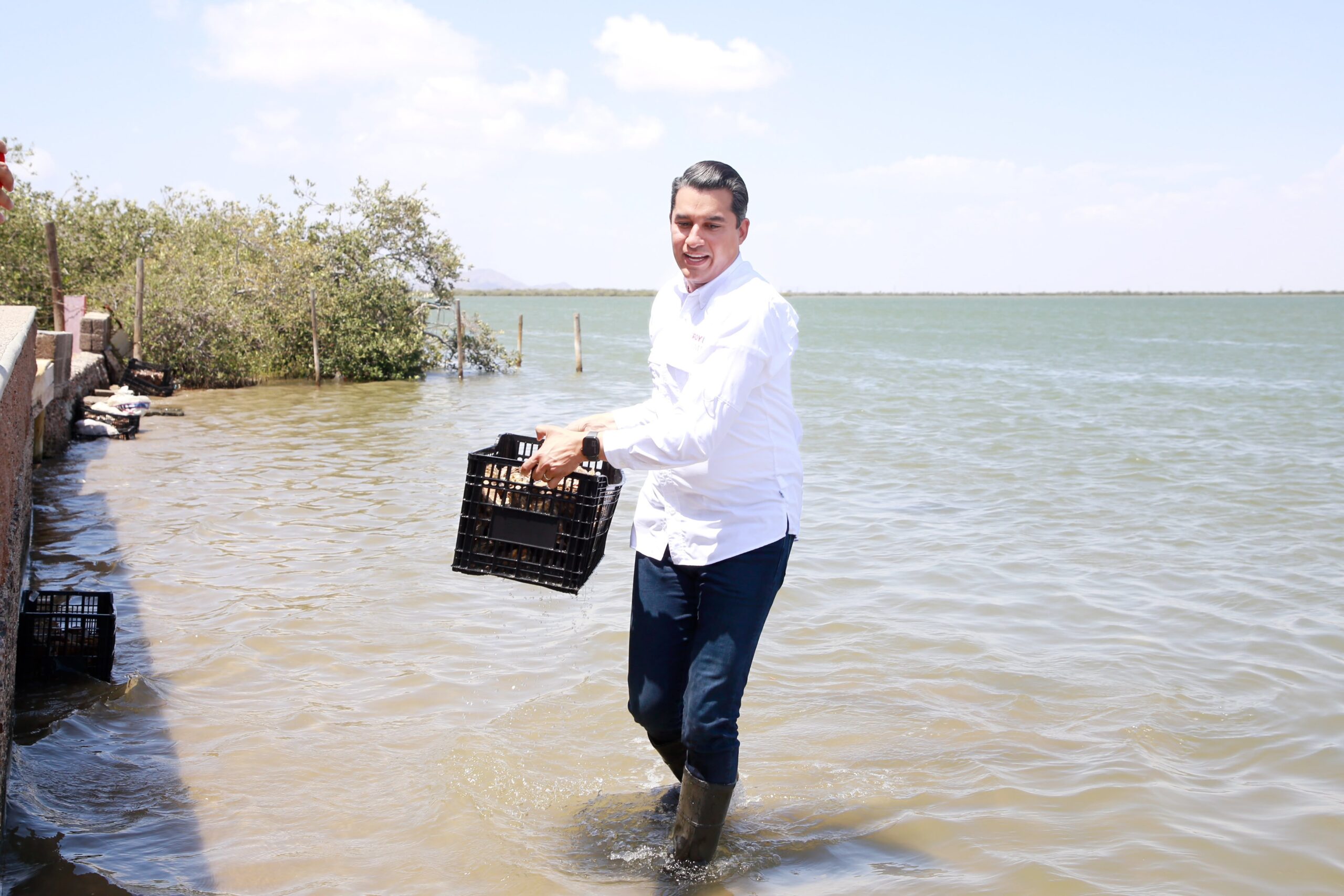 Froylán Gámez destaca potencial turístico de Bahía de Kino y apuesta por proyectarlo al mundo