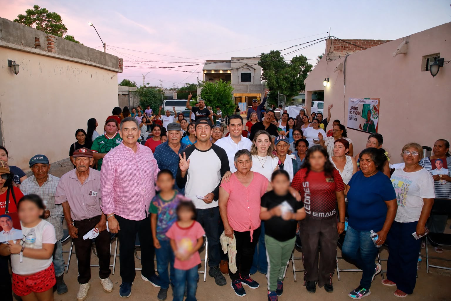 Froylán Gámez escucha pendientes de vecinos de El Chaparral