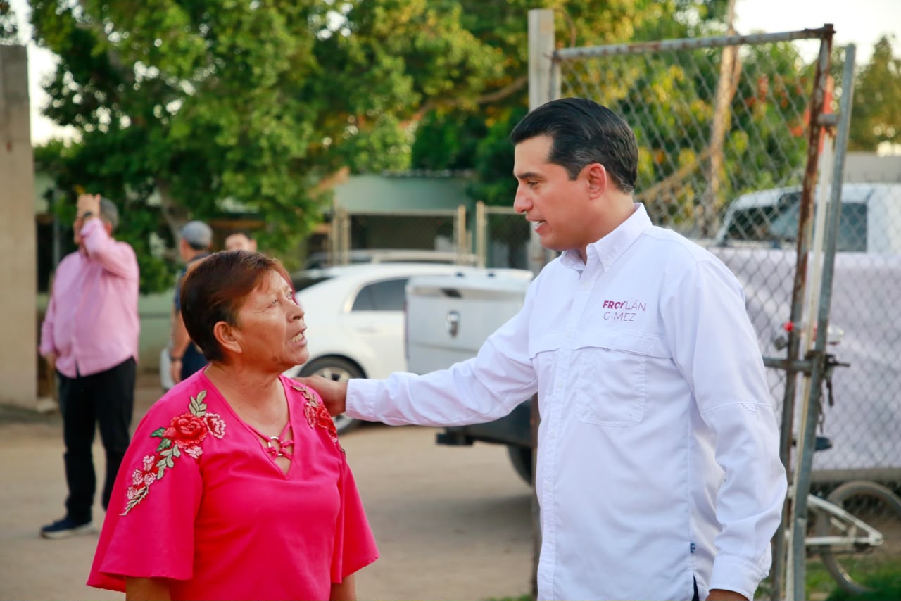 Froylán Gámez escucha pendientes de vecinos de El Chaparral