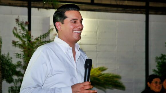 Froylán Gámez plantea convertir demandas ciudadanas en acciones para Sonora