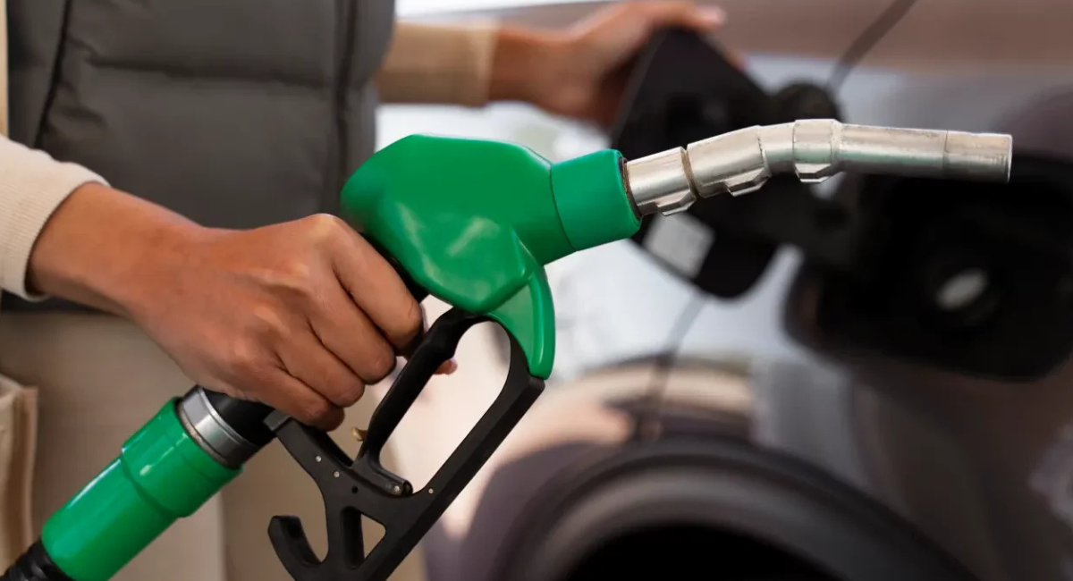 Gobierno Federal renueva acuerdo voluntario con gasolineros para combatir la inflación y la carestía