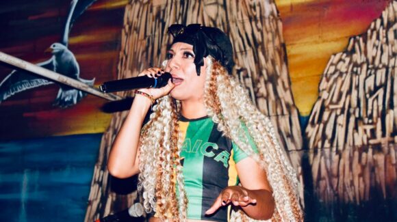 Graff González conquista el rap y abre camino al talento femenino desde Empalme