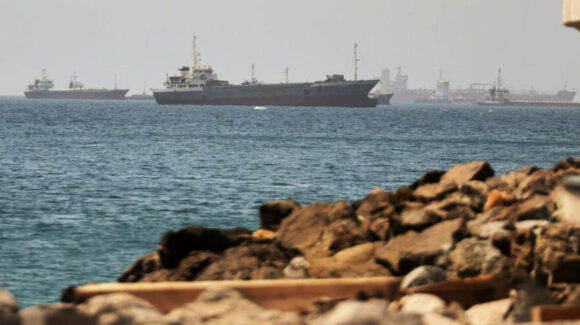 Irán afirma que no se reabrirá Ormuz hasta acordar un alto al fuego que abarque a Líbano y Gaza